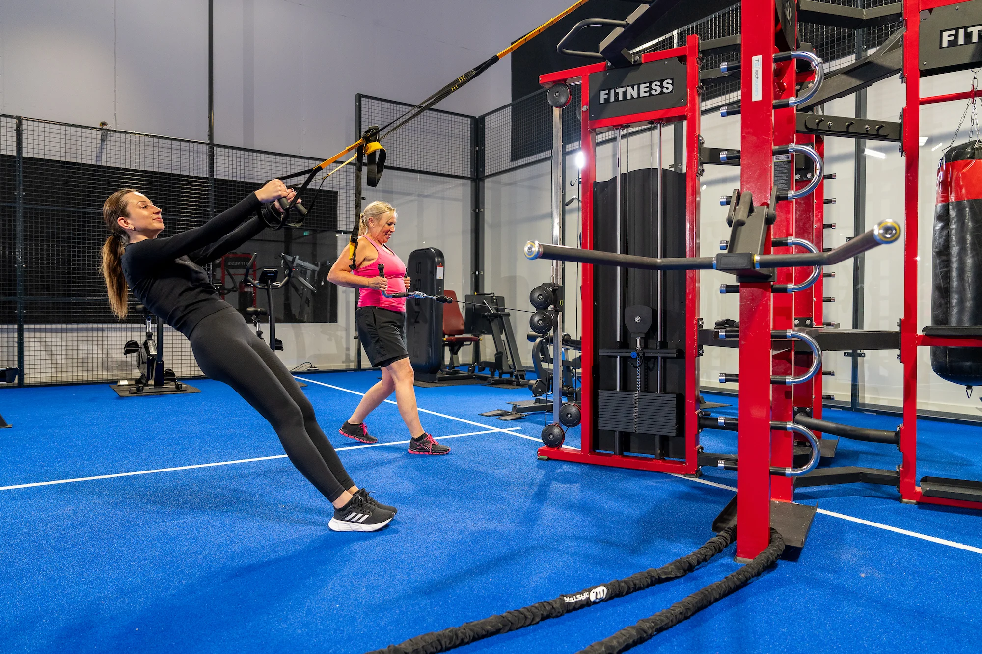 Gym Himmelsby cross cage