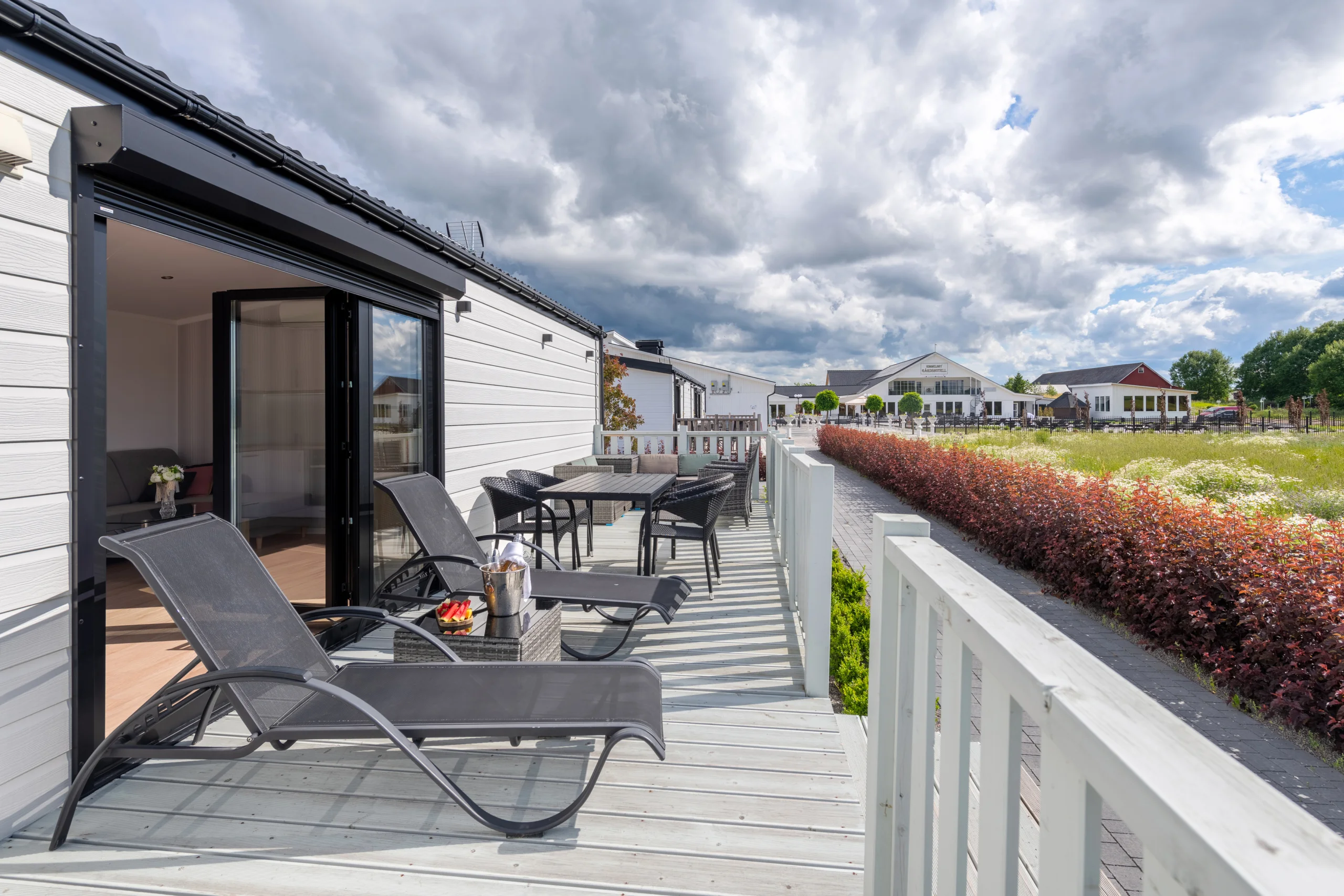 Altani anslutning till hotellrum i villabyn